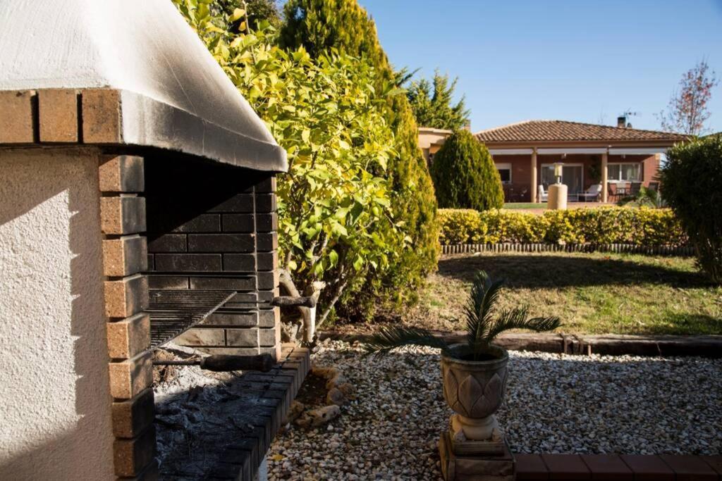 Casa Bella Con Piscina Villa Caldes De Montbui Ngoại thất bức ảnh