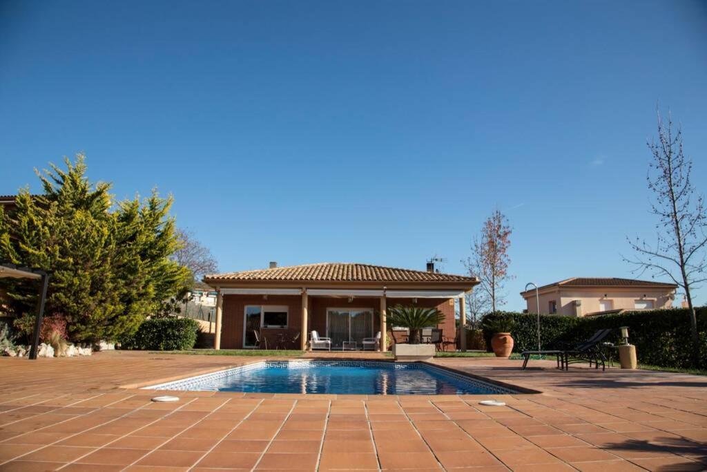 Casa Bella Con Piscina Villa Caldes De Montbui Ngoại thất bức ảnh